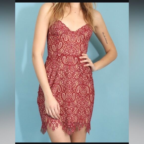 For Love And Lemons Vika Mini Dress Size M Lace Red rods on top - Picture 5 of 17